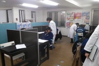 s_伊奈栄 授業風景4 0e9728faf37afb9f2e9c776e1a025ae1